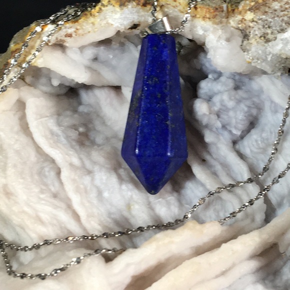 Lapis lazuli Necklace - Picture 3 of 7